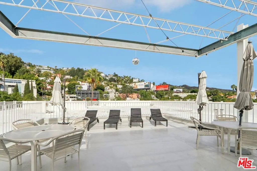 1400 N Sweetzer Avenue 406, West Hollywood, California 90069 home-pic-7